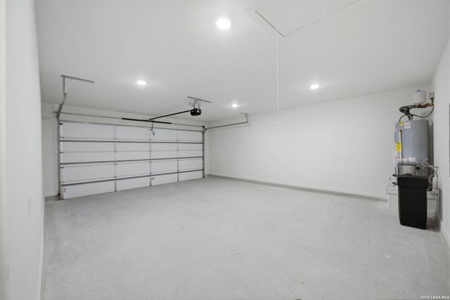 346 ASSINIBOIA DR, Canyon Lake, TX 78133