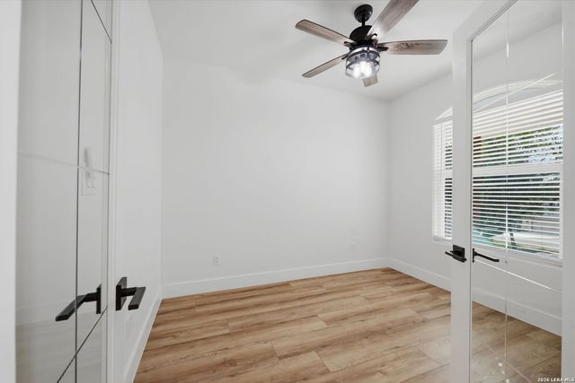 346 ASSINIBOIA DR, Canyon Lake, TX 78133