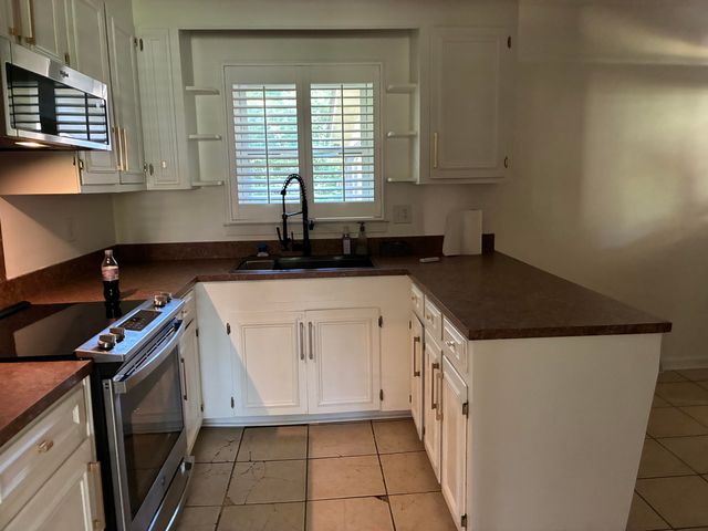 427 Dogwood Circle, Summerville, SC 29485