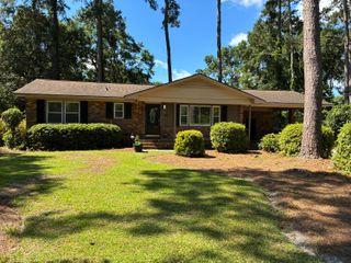 427 Dogwood Circle, Summerville, SC 29485
