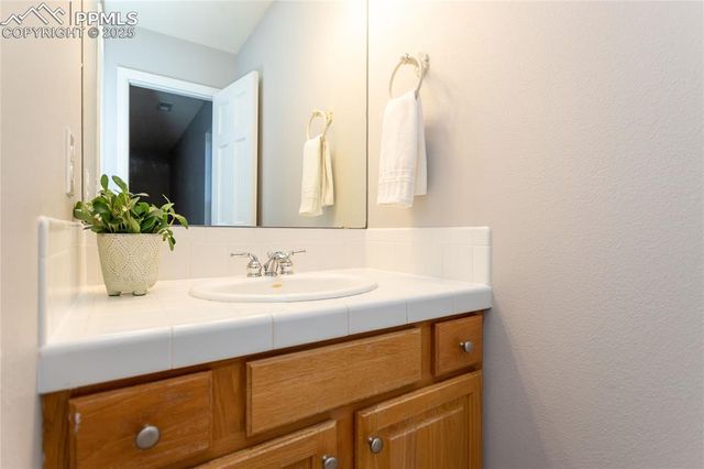 5810 Daltry Lane, Colorado Springs, CO 80906