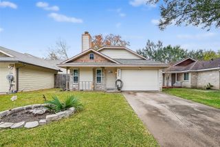 8427 Ashlawn Drive, Houston, TX 77083