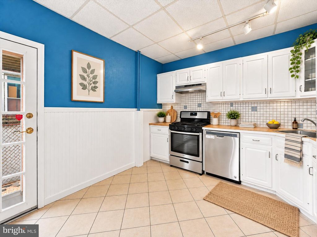 2359 E CLEARFIELD ST, PHILADELPHIA, PA 19134 — photo 5