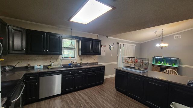 1914 Cherrywood, Jonesboro, AR 72404