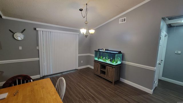 1914 Cherrywood, Jonesboro, AR 72404