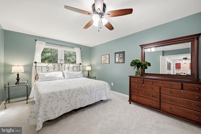 500 FAIRFAX LN, Herndon, VA 20170