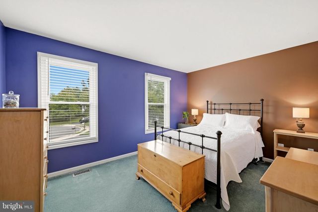500 FAIRFAX LN, Herndon, VA 20170
