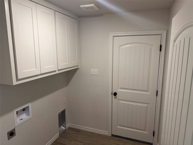 6008 Piper Anne Street, Azle, TX 76020