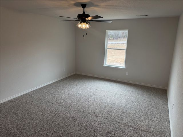 6008 Piper Anne Street, Azle, TX 76020