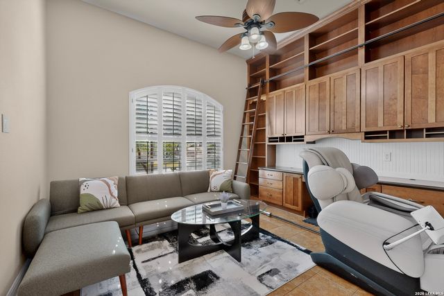 9634 JASON BND, Helotes, TX 78023