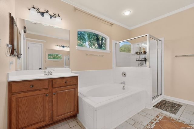 9634 JASON BND, Helotes, TX 78023