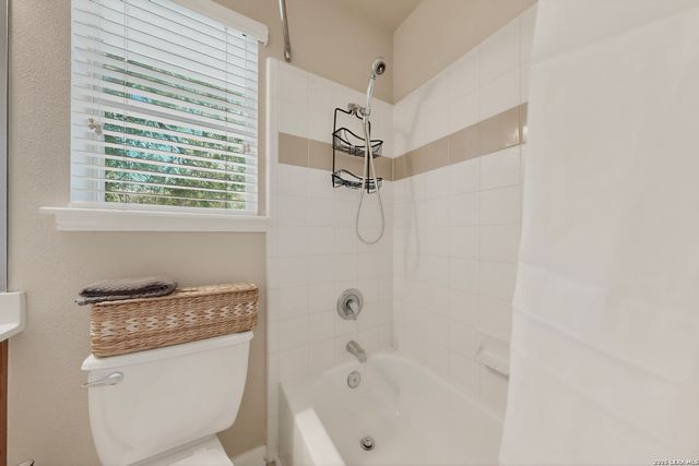 9634 JASON BND, Helotes, TX 78023