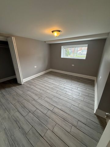 7816 S Hermitage Avenue, Chicago, IL 60620