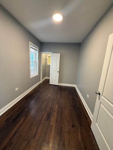 7816 S Hermitage Avenue, Chicago, IL 60620