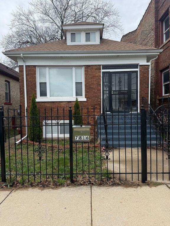 7816 S Hermitage Avenue, Chicago, IL 60620