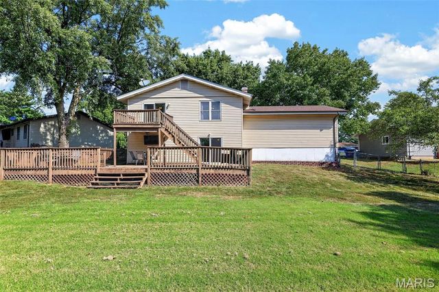 42 Bridgeport Drive, St Charles, MO 63304