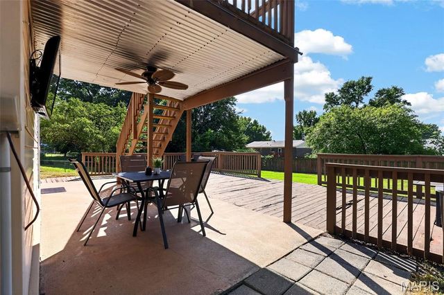 42 Bridgeport Drive, St Charles, MO 63304