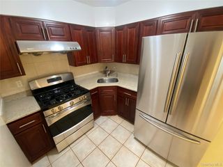 68-05 242nd Street 31A, Little Neck, NY 11362