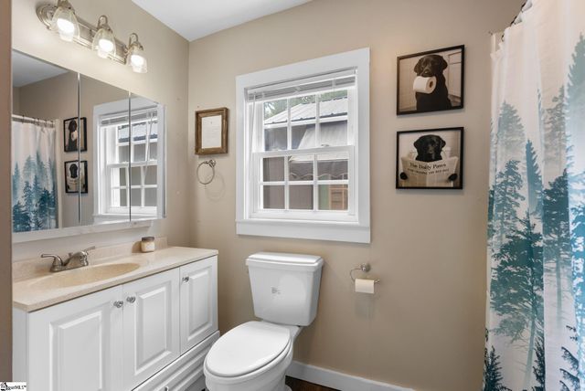 16 Pipe Line Lane, Cleveland, SC 29635