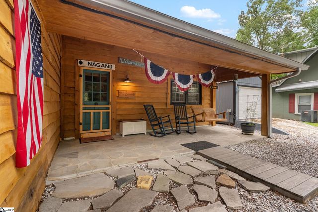 16 Pipe Line Lane, Cleveland, SC 29635
