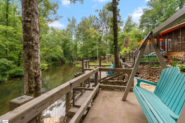 16 Pipe Line Lane, Cleveland, SC 29635