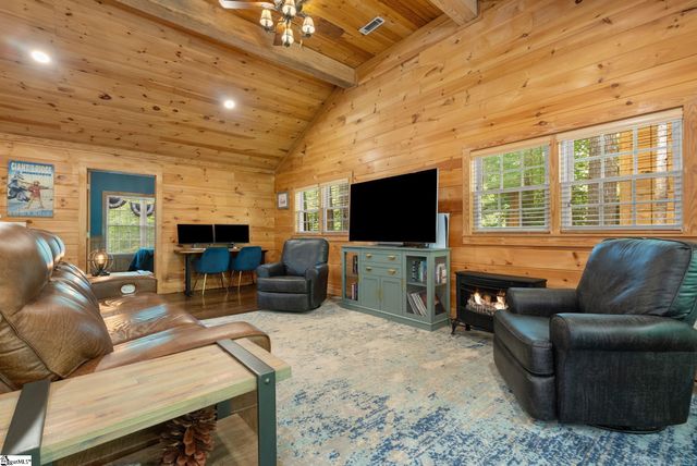 16 Pipe Line Lane, Cleveland, SC 29635