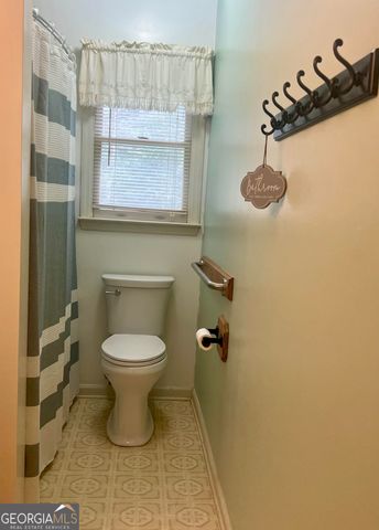 166 Ringer Road, Hogansville, GA 30230