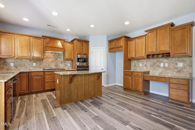 120 Amiable Loop, Cary, NC 27519