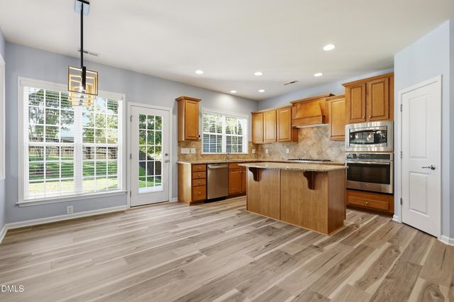 120 Amiable Loop, Cary, NC 27519