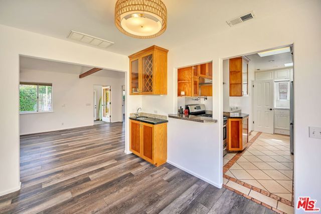 655 Brooks Avenue, Venice (los Angeles), CA 90291