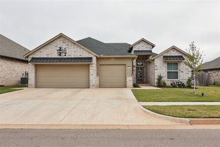 4712 Bermuda Drive, Mustang, OK 73064