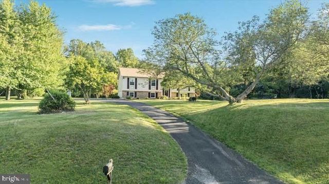 8201 MORNINGSIDE DR, Manassas, VA 20112