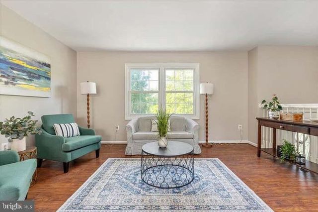 8201 MORNINGSIDE DR, Manassas, VA 20112