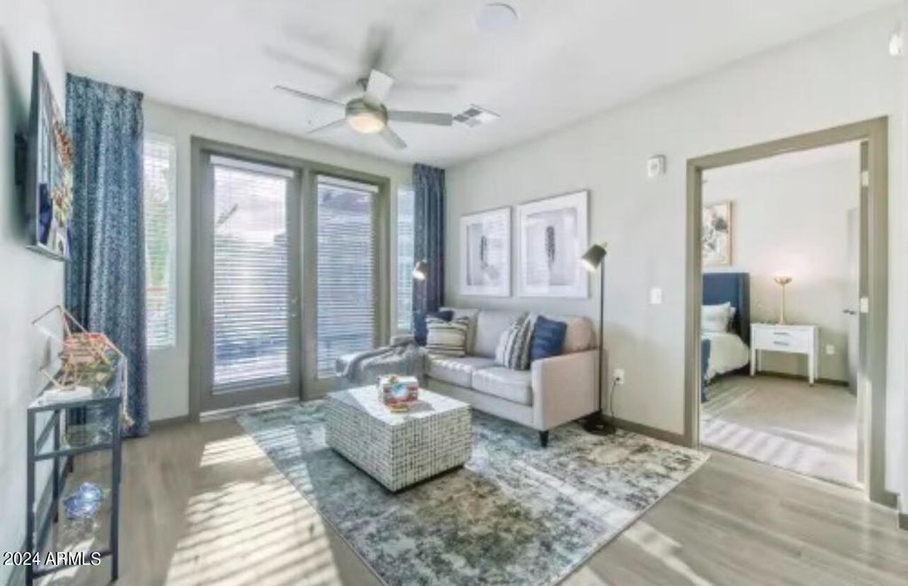 3601 N CENTRAL Avenue A2, Phoenix, AZ 85012