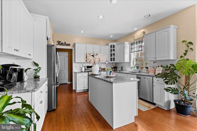 919 HEDGEWYCK LN, Elizabethtown, PA 17022