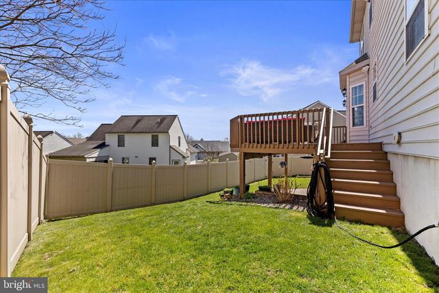 919 HEDGEWYCK LN, Elizabethtown, PA 17022