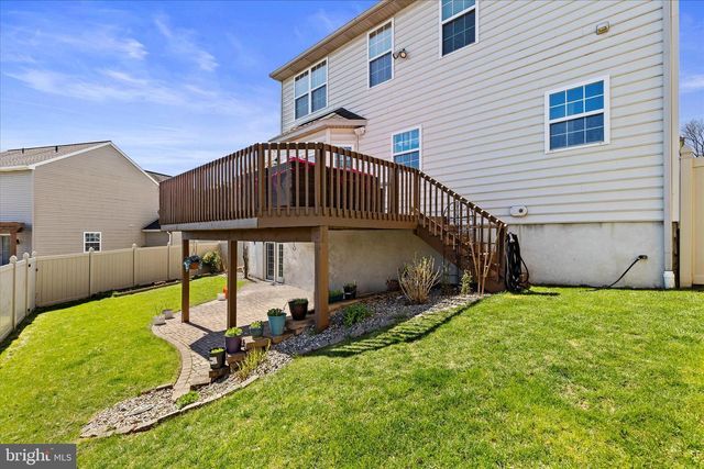 919 HEDGEWYCK LN, Elizabethtown, PA 17022
