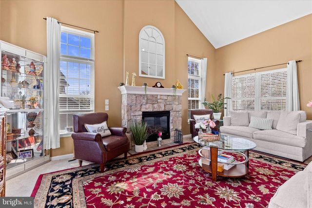 919 HEDGEWYCK LN, Elizabethtown, PA 17022