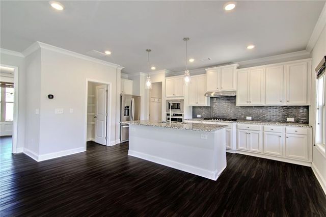 7107 Branch Creek Cove, Flowery Branch, GA 30542