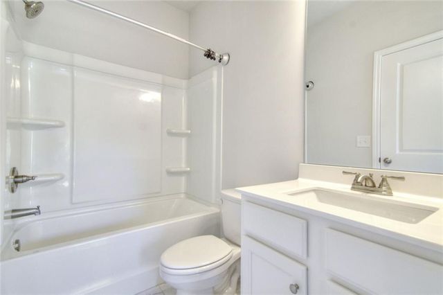 7107 Branch Creek Cove, Flowery Branch, GA 30542