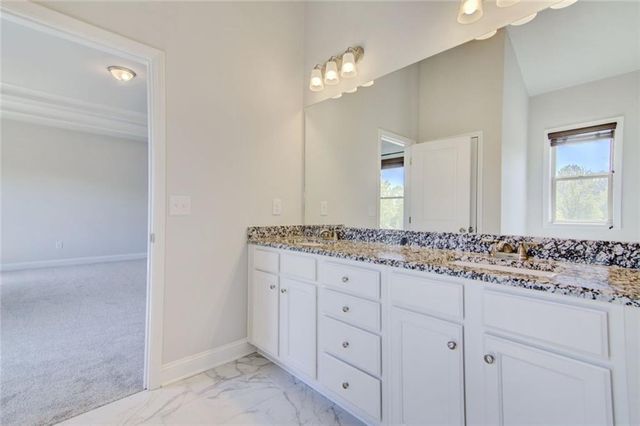 7107 Branch Creek Cove, Flowery Branch, GA 30542