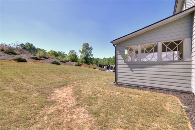 7107 Branch Creek Cove, Flowery Branch, GA 30542