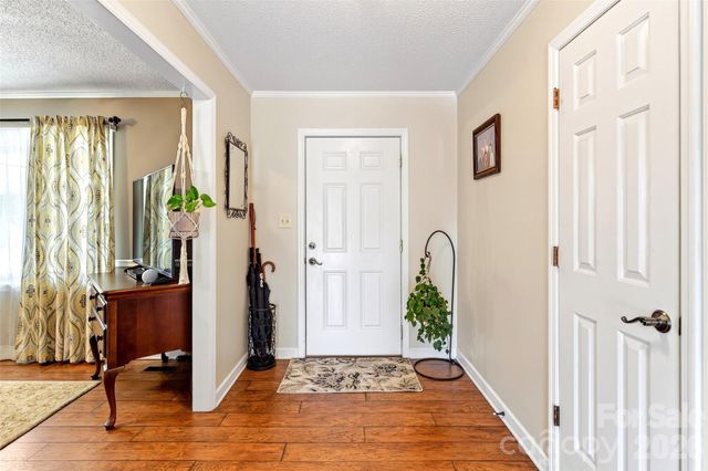 146 Cobblestone Drive, Marion, NC 28752