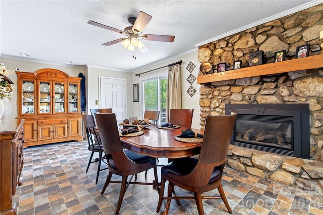 146 Cobblestone Drive, Marion, NC 28752