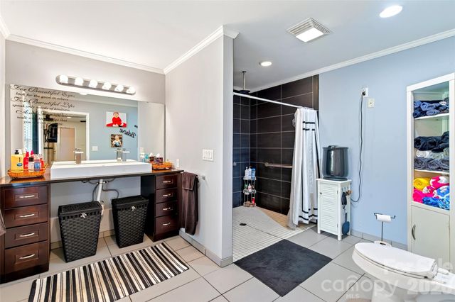 146 Cobblestone Drive, Marion, NC 28752