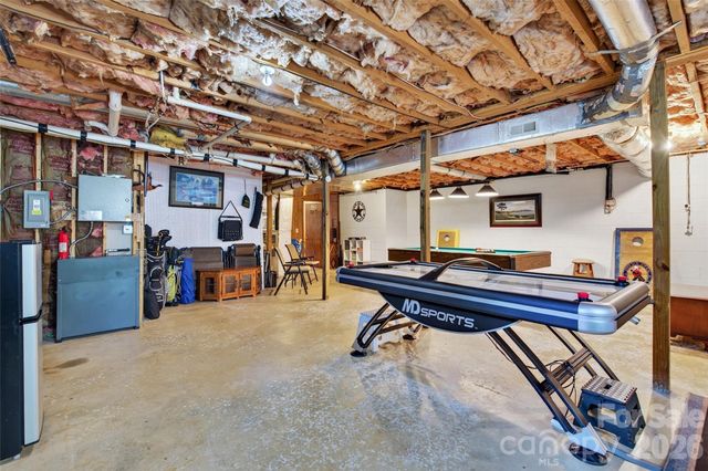 146 Cobblestone Drive, Marion, NC 28752