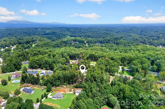 146 Cobblestone Drive, Marion, NC 28752