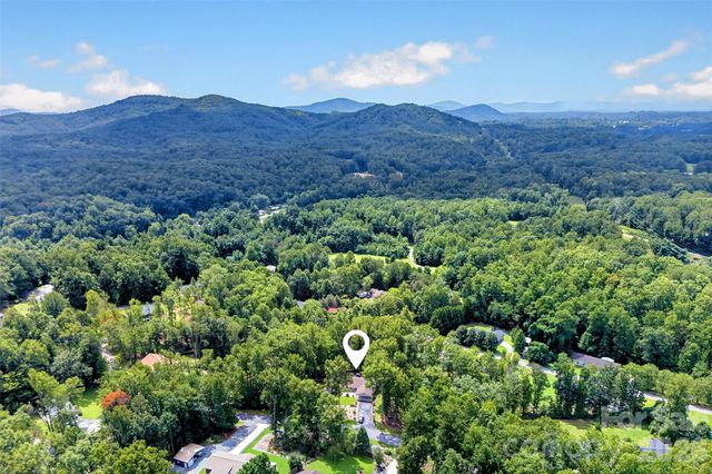 146 Cobblestone Drive, Marion, NC 28752
