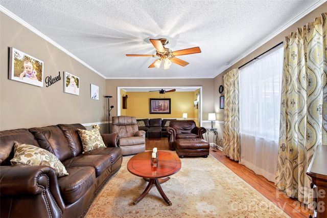 146 Cobblestone Drive, Marion, NC 28752