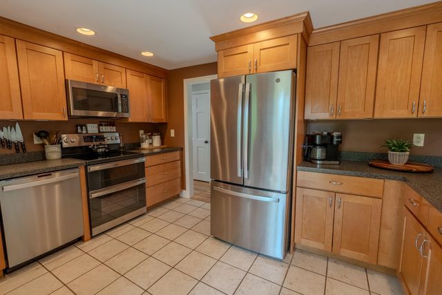 75 Piscataqua Road, Durham, NH 03824